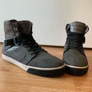 Aldo’s men’s High Tops - size 9